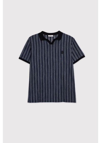 V Yaka Dokulu Comfort Fit Polo