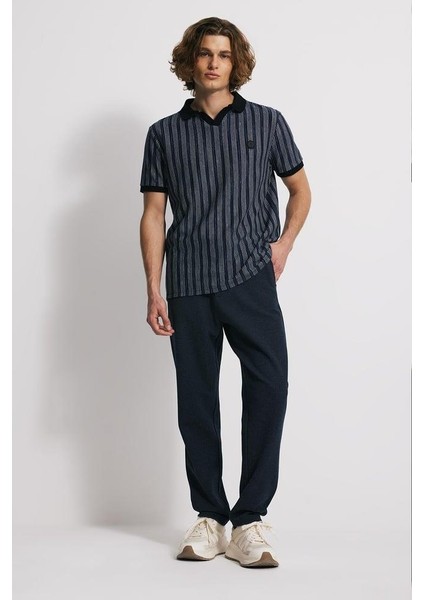 V Yaka Dokulu Comfort Fit Polo fiyatları