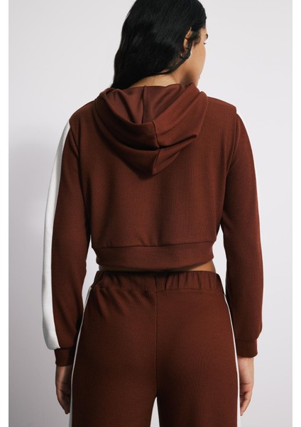 Kapüşonlu Dökümlü Crop Sweatshirt fiyatları