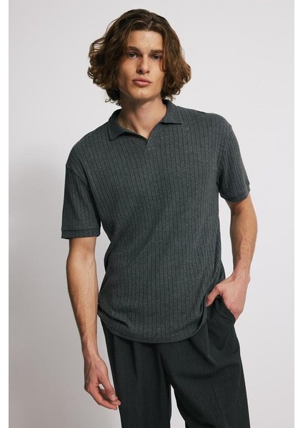 V Yaka Comfort Fit Polo indirimleri