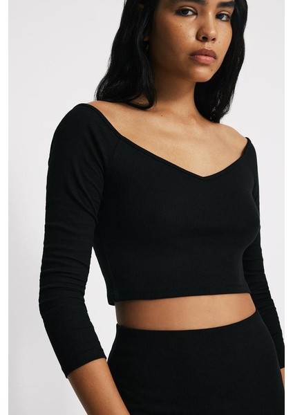 Madonna Yaka Uzun Kol Kadın Üst fiyatları