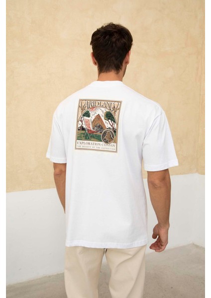 Erkek Ön Yazılı Arka Baskılı Regular Bisiklet Yaka T-Shirt fırsatları