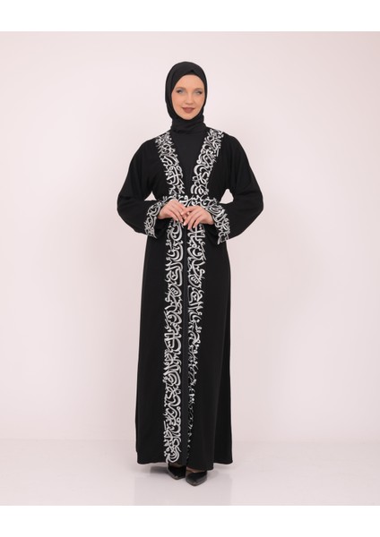 Uzun Kollu Oversize Kalıplı Geleneksel Kalın Arapça Harfları Nakışlı Kadın Geniş Abaya M-3xl C100032