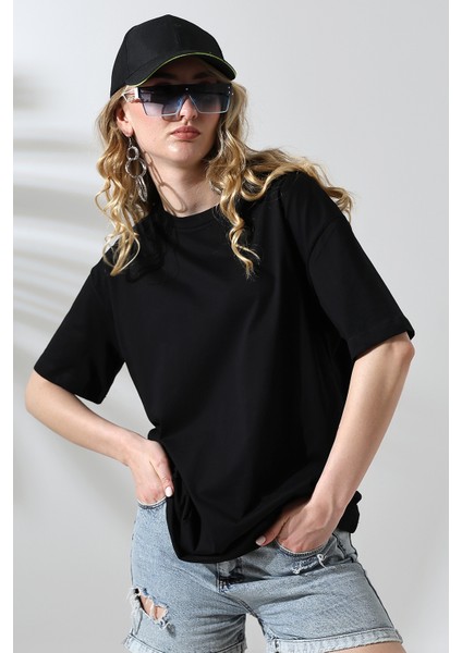 Oversize Bisiklet Yaka Pamuk Penye Kompakt Basic T-Shirt 21752 Siyah