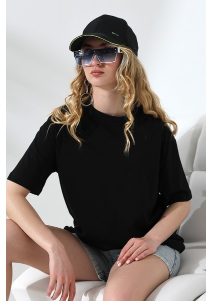 Oversize Bisiklet Yaka Pamuk Penye Kompakt Basic T-Shirt 21752 Siyah