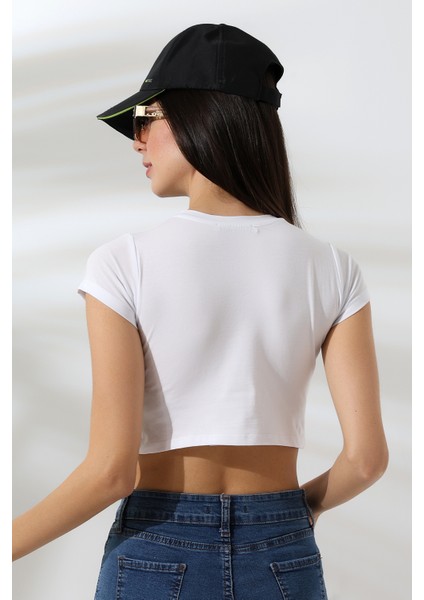 Bisiklet Yaka Kompakt Penye Esnek Kumaş Crop T-Shirt 21750 Beyaz fırsatları