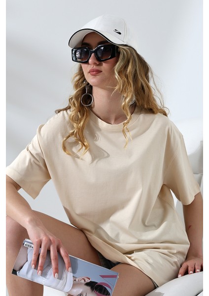 Oversize Bisiklet Yaka Pamuk Penye Kompakt Basic T-Shirt 21752 Taş modelleri