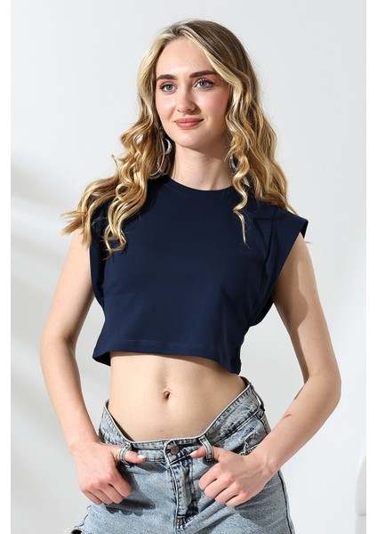 Dik Omuzlu Kol Detaylı Esnek Penye Kompakt Crop T-Shirt 21670 Lacivert