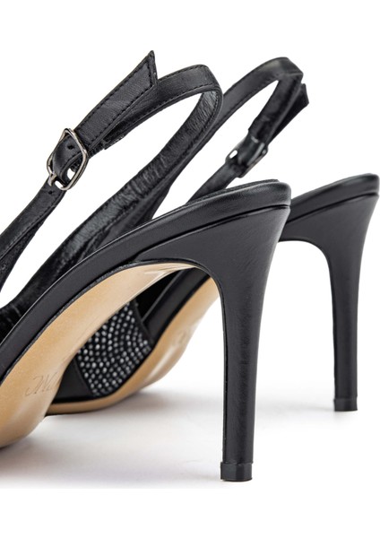 Kadın Siyah Deri Topuklu Ayakkabı 22 3129 Bn Ayk Y24 Sıyah Dr indirimleri