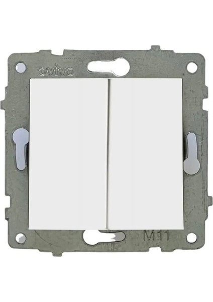 Beyaz Komitatör Çerçeve Hariçtir