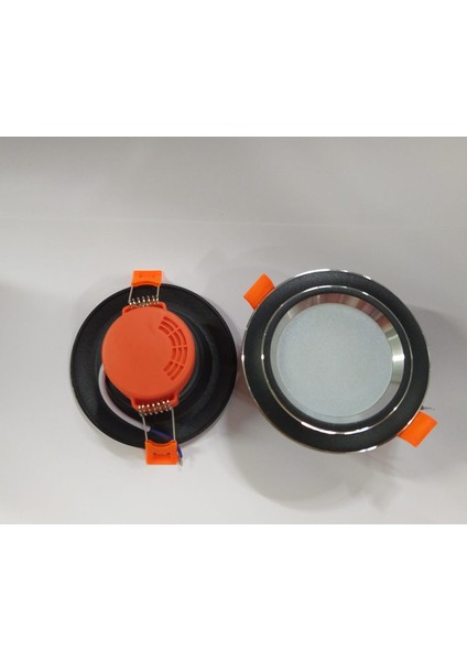10 Adet 5 Watt LED Spot Lamba 3 Renk Siyah Kasa + Krom Çizgili Tak Çalıştır ( Delik Çapı 7 cm ) fiyatları