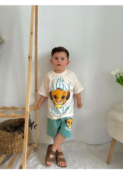 Erkek Çocuk Looney Tunes Lion Bluey Desenli Pamuk Şortlu Takım