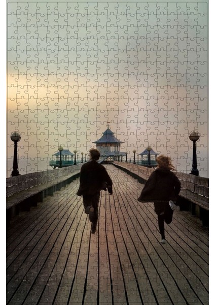 Never Let Me Go (2010) Film Posterinin 500 Parça Puzzle Yapbozu