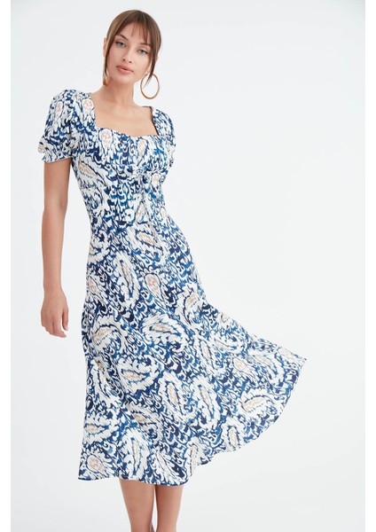 Önü Büzgülü Desenli Elbise indirimleri