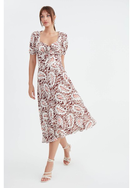 Önü Büzgülü Desenli Elbise modelleri