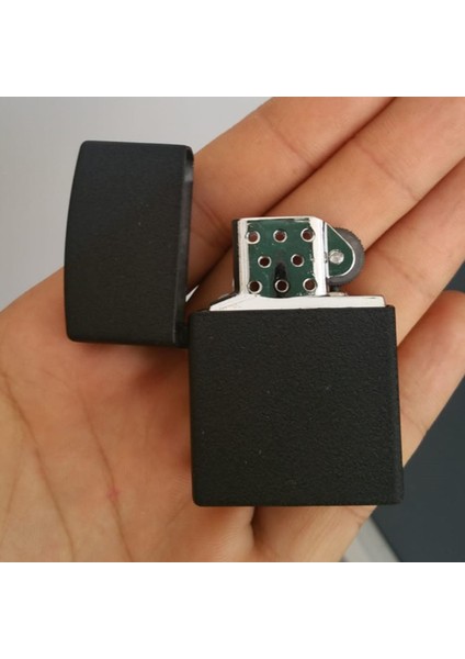 Gazlı Metal Kapaklı Çakmak modelleri