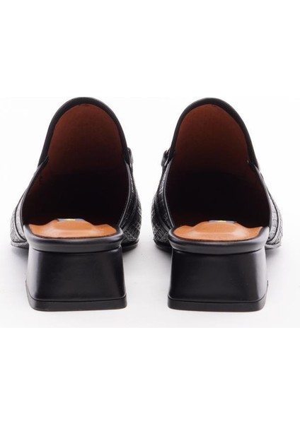 Deri Kısa Topuklu Kadın Terlik fırsatları