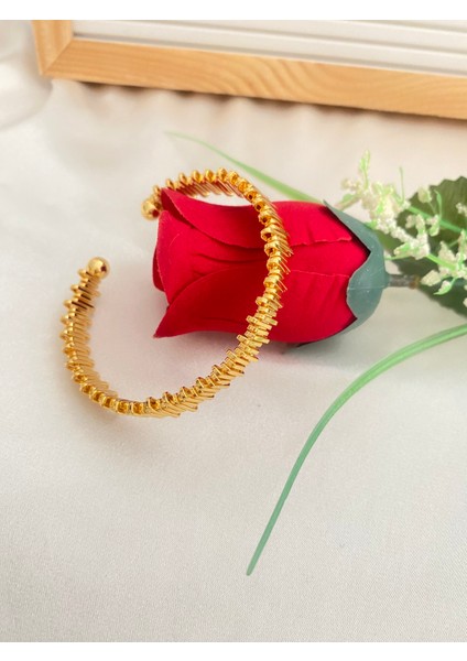 Gold Renk Halka Model Bileklik
