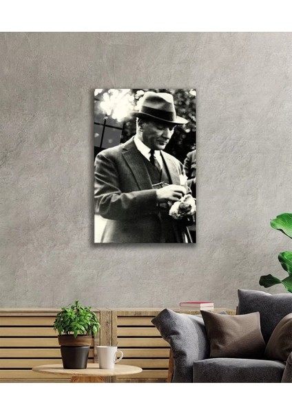 Atatürk Cam Tablo