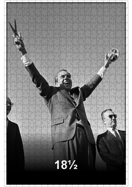 18½ (2022) Film Posterinin 500 Parça Puzzle Yapbozu