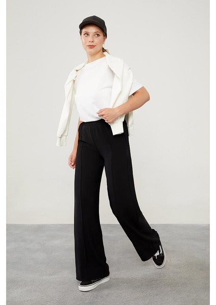 Siyah Şerit Detaylı Spor Pantolon indirimleri