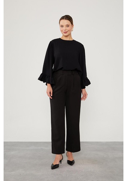 Siyah Plise Detaylı Kumaş Pantolon modelleri
