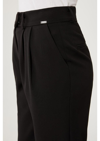 Siyah Plise Detaylı Kumaş Pantolon indirimleri