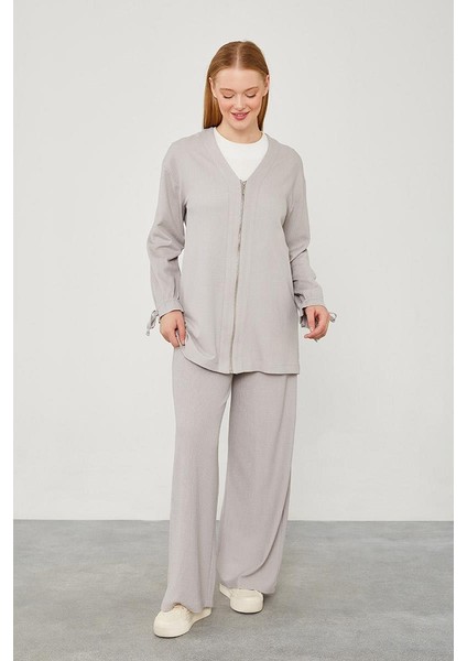 Gri Fermuar Kapamalı Pantolonlu İkili Takım