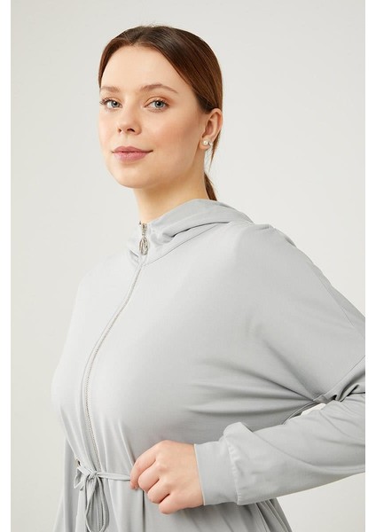 Gri Kapüşonlu Belden Büzülebilir İpli Spor Takım modelleri