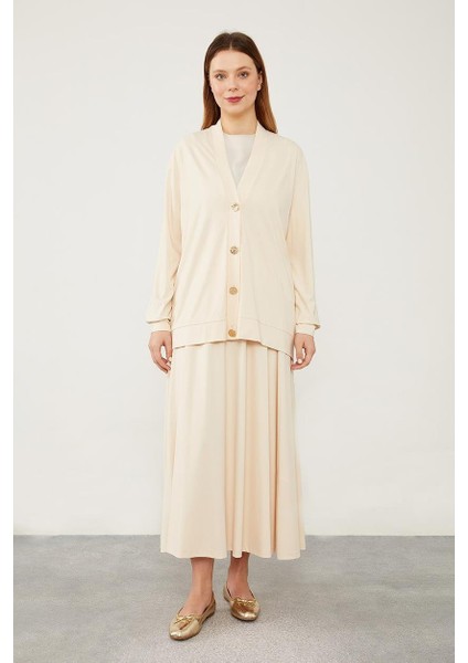 Bej Düğme Kapamalı Hırkalı Etek Takım