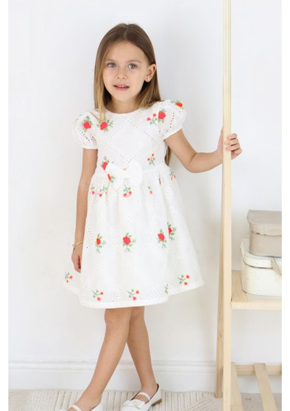 Çiçek Nakış Asimetrik Brodeli Kız çocuk elbise - Kırmızı
