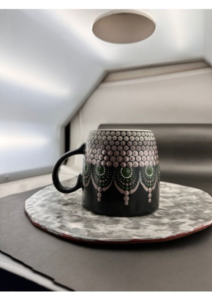 El Yapımı Kişiye Özel Hediyelik Dot Mandala Kupa Bardak modelleri