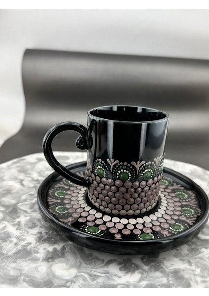 El Yapımı Kişiye Özel Hediyelik Dot Mandala Fincan Seti