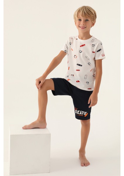 2984 Skateboard Erkek Çocuk Bermuda Pijama Takım