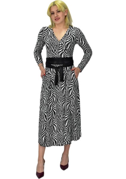 Kadın Viskon Zebra Desenli V Yaka Elbise BGL-ST03535
