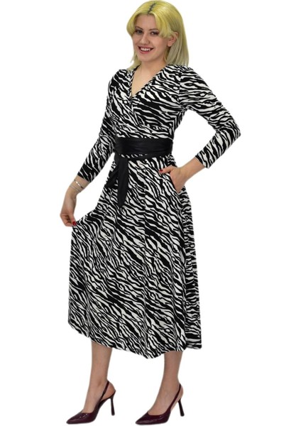 Kadın Krep Zebra Desenli V Yaka Elbise BGL-ST03537 fırsatları