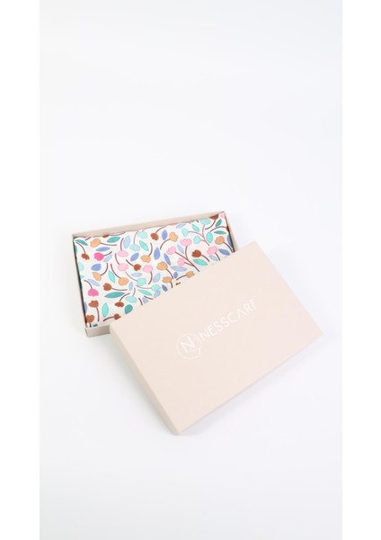 Çiçek Desenli Pembe Soft Eşarp 95X95 modelleri