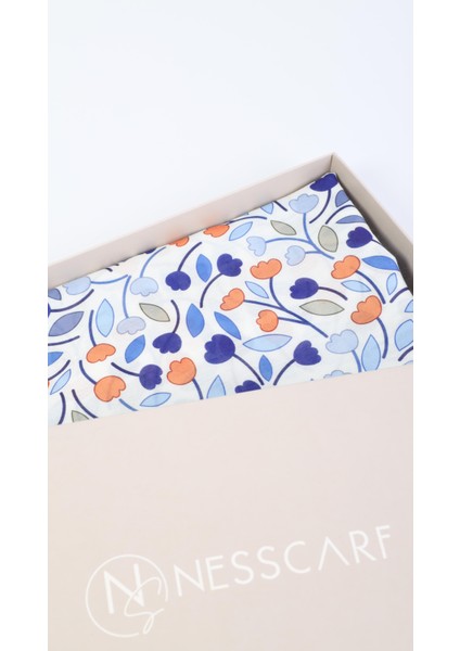 Çiçek Desenli Mavi Soft Eşarp 95X95 fırsatları