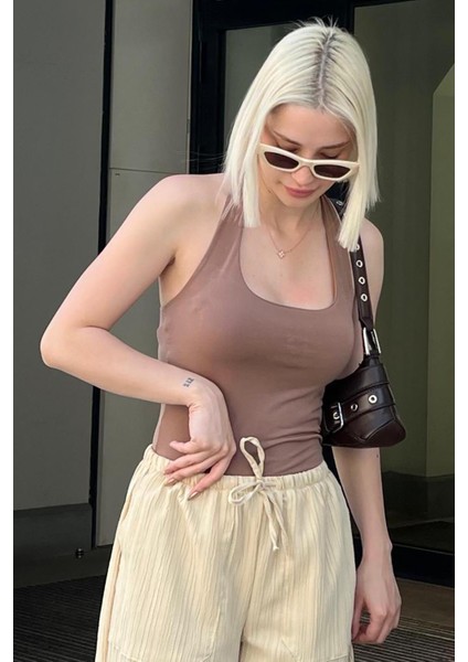 Kahverengi Halter Yaka Boyun Askılı Crop Body MG2146