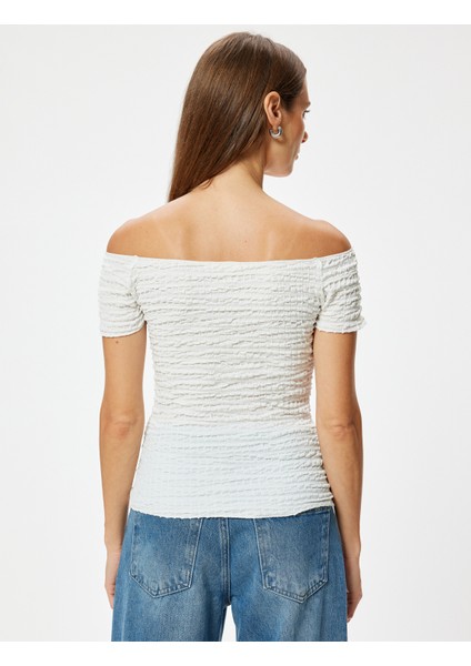 Madonna Yaka Tişört Dokulu Kısa Kollu Slim Fit fırsatları