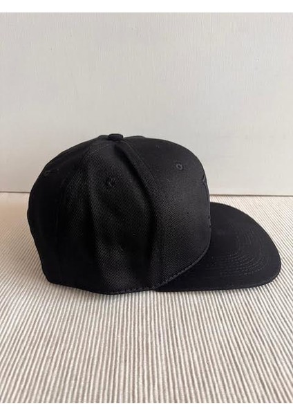 La Nakışlı Arkasından Ayarlanabilir Unisex Siyah Renk Hip Hop Şapka