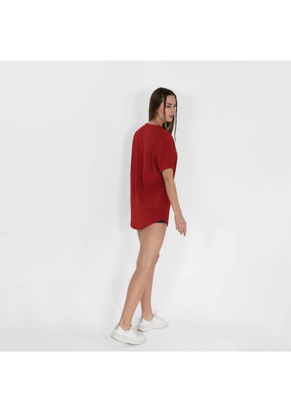 Oval Etek Nakışlı Unisex Kırmızı T-Shirt fiyatları