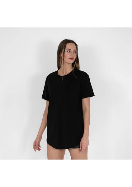 Oval Etek Nakışlı Unisex Siyah T-Shirt