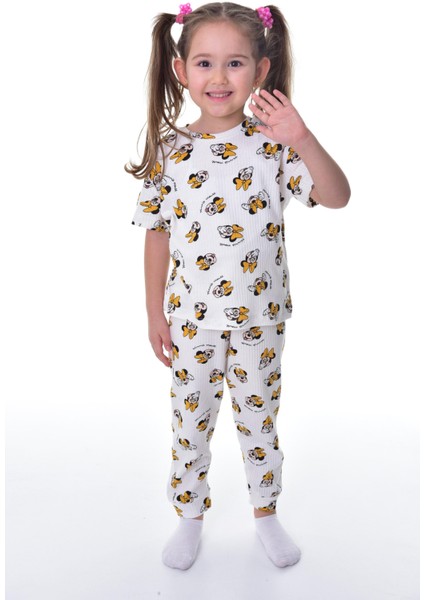 Pamuk Interlok Kumaş Kısa Kollu Minnie Mause Desenli Kısa Kollu Kız Çocuk Pijama Takımı