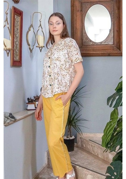 Sarı Kadın Çiçekli Düğmeli Kısa Kol Pijama Takımı