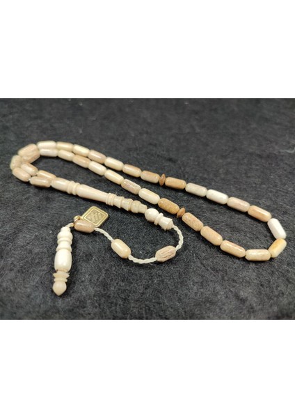 Iskeçeli Cemil Usta Eseri Nadir Tür Ren Geyiği Boynuzu 10.10 Gr. Sertifikalı 4915 modelleri