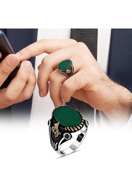 Yeşil Akik Taşlı Tuğra Desenli Gümüş Erkek Yüzük modelleri