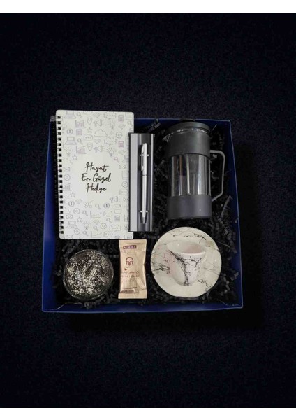 French Press, Ahşap Defter, Kalem, Lokumluk, Kahve, Fincan Takımı, Hediye Kutusu
