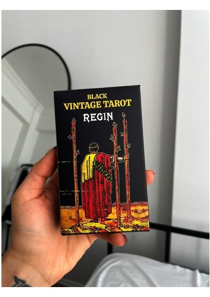 Regin Black Vintage Tarot