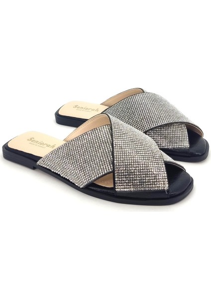 Kleopatra siyah Taşlı metalik Cilt Kadın Terlik